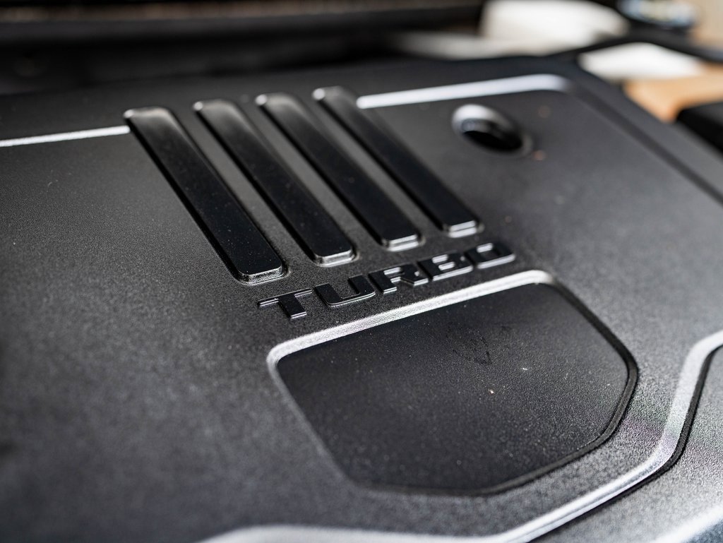 Used 2021 GMC Acadia SLT w/ Preferred Package image 48