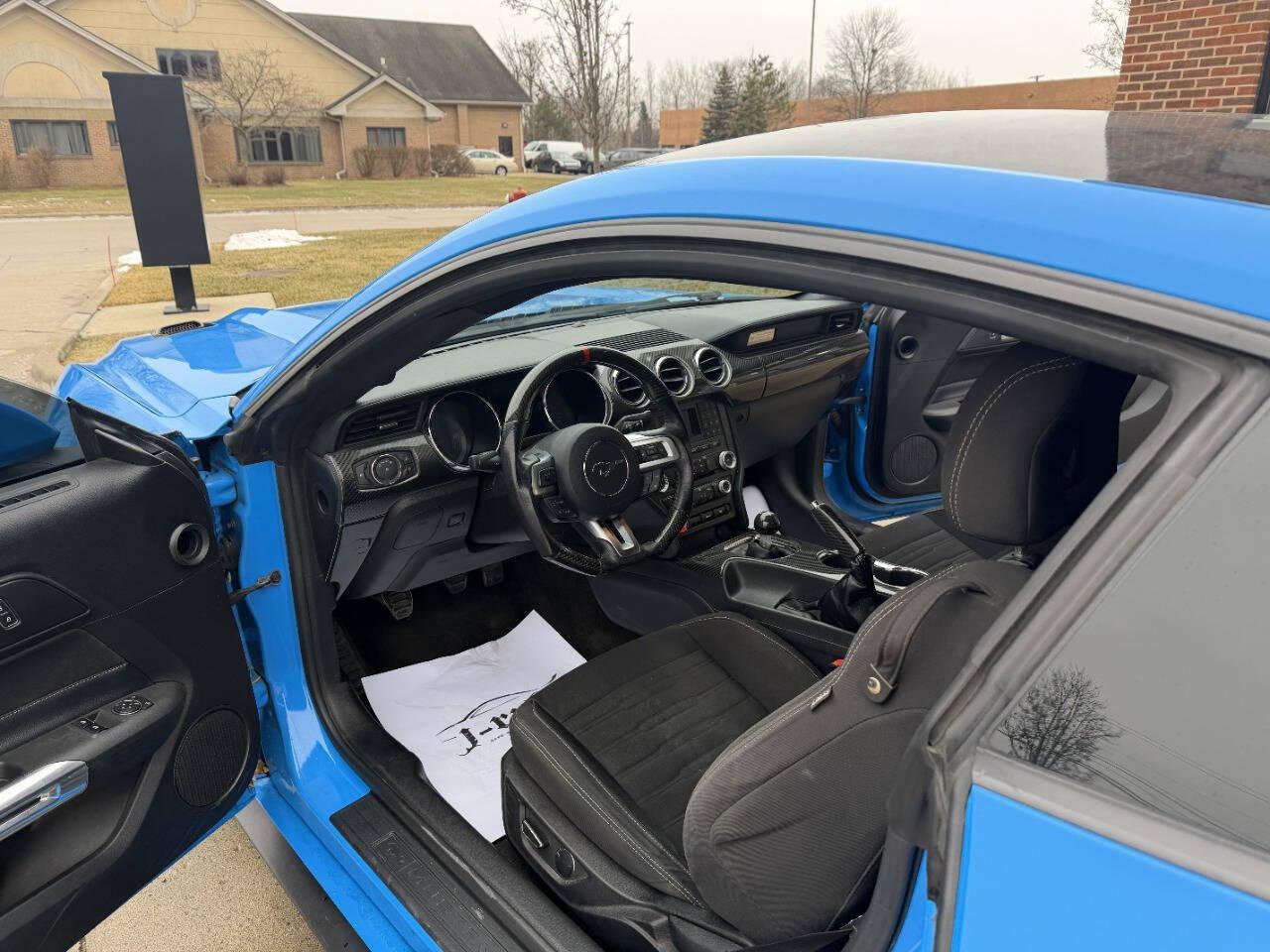 Used 2017 Ford Mustang GT image 14