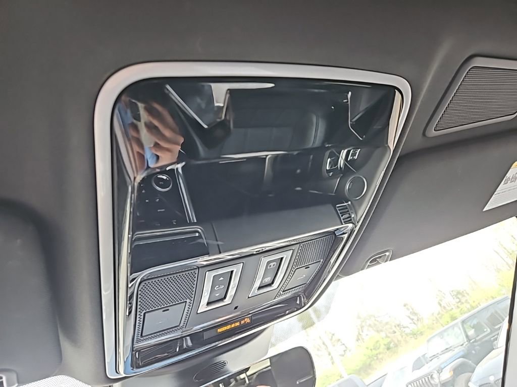 Used 2021 Land Rover Range Rover Sport HSE Silver Edition image 20