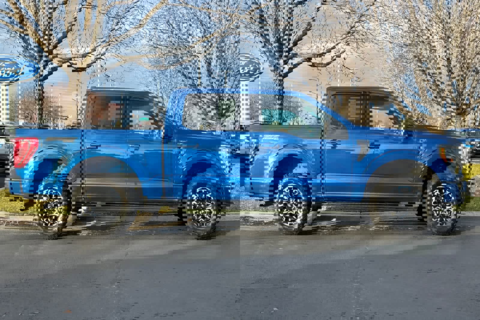 Certified 2023 Ford F150 XLT w/ Equipment Group 302A High image 8