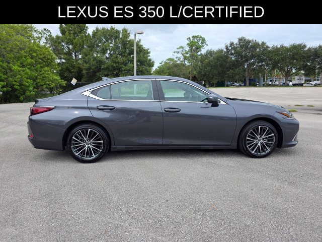 Used 2025 Lexus ES 350 w/ Premium Package FWD image 2