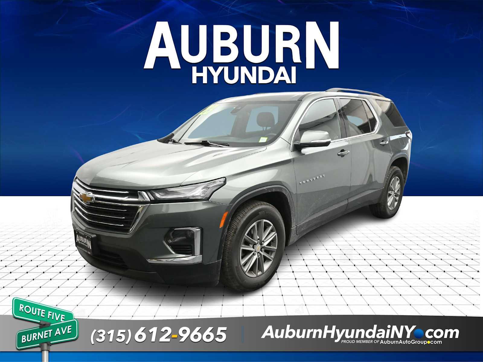 Used 2023 Chevrolet Traverse LT