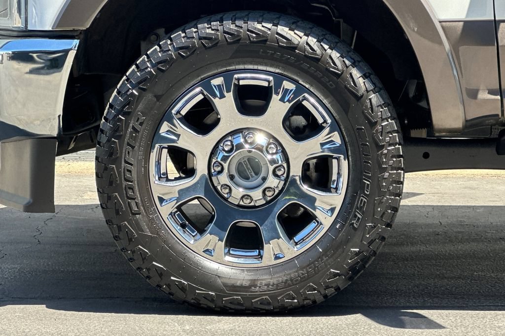 Used 2022 Ford F350 King Ranch w/ King Ranch Ultimate Package AWD/4WD image 25