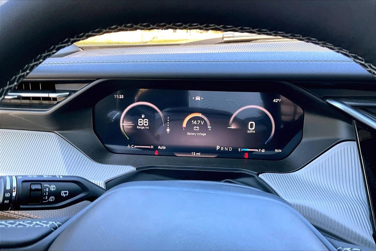 New 2026 Jeep Cherokee Limited image 11