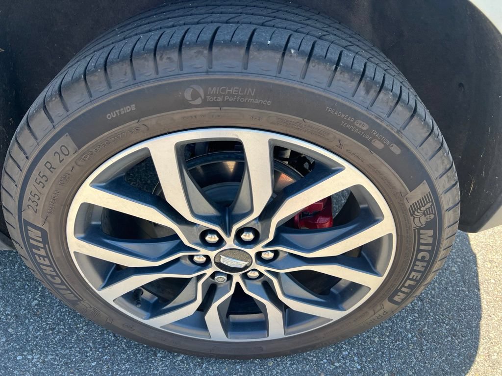 Used 2024 Cadillac XT5 Sportv w/ Technology Package AWD/4WD image 10
