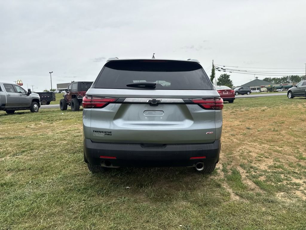 Used 2023 Chevrolet Traverse RS w/ LPO, Floor Liner Package AWD/4WD image 19