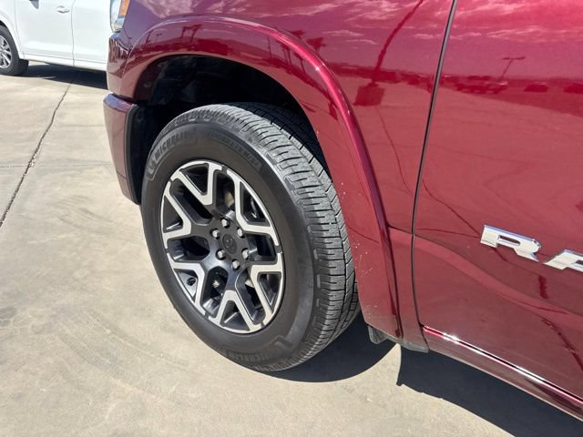 Used 2025 RAM 1500 Laramie w/ Sport Appearance Package AWD/4WD image 7