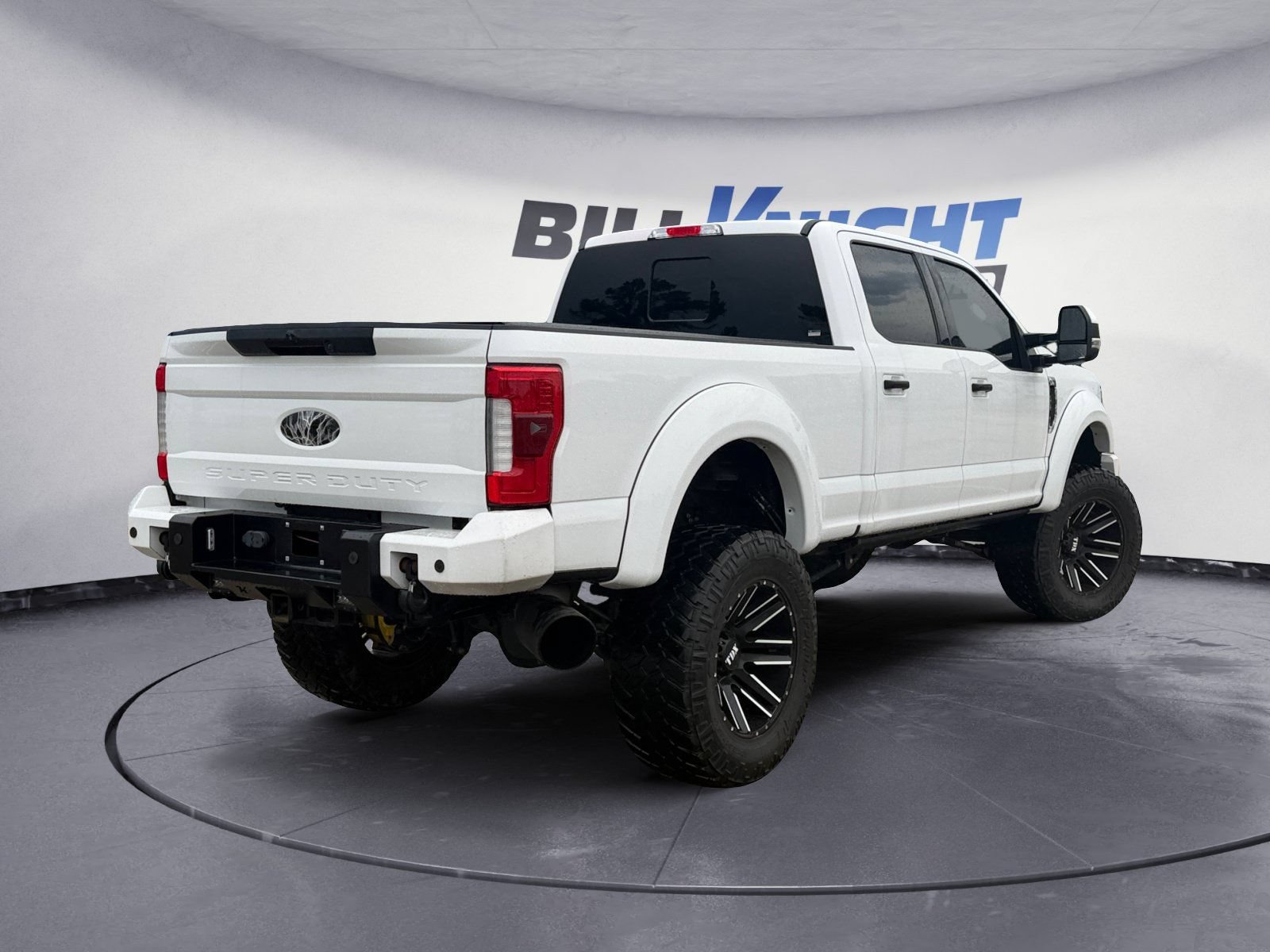 Used 2017 Ford F350 Lariat w/ Lariat Ultimate Package AWD/4WD image 5