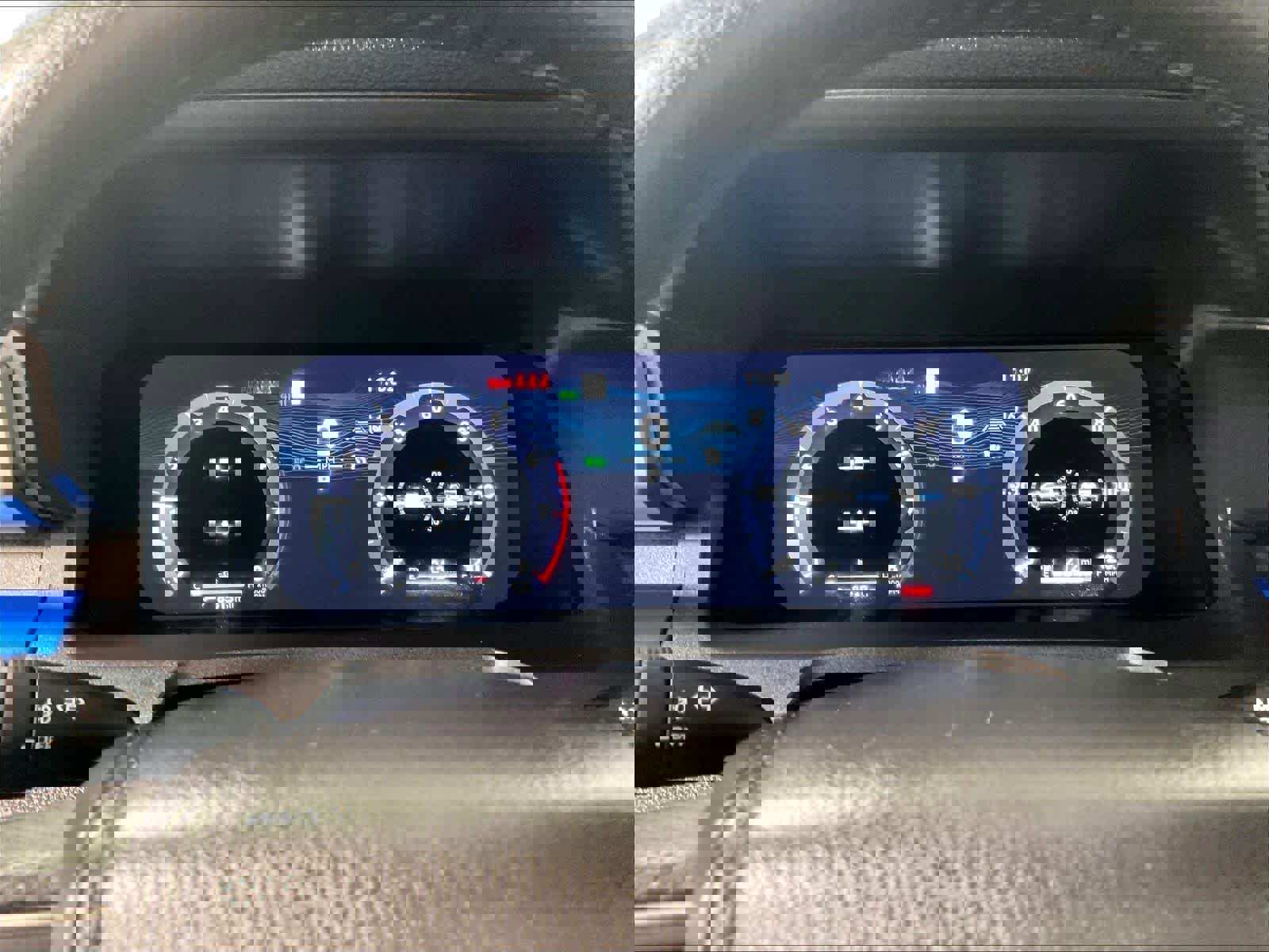 Certified 2025 Toyota Tacoma TRD Off-Road AWD/4WD image 24