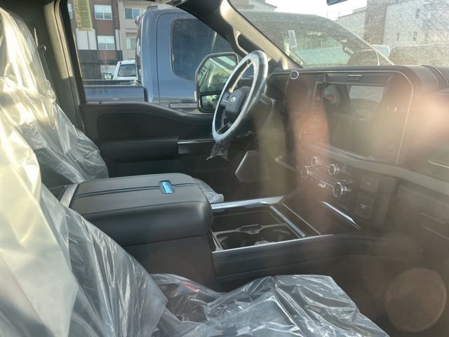 New 2026 Ford F450 Platinum w/ FX4 Off-Road Package image 6