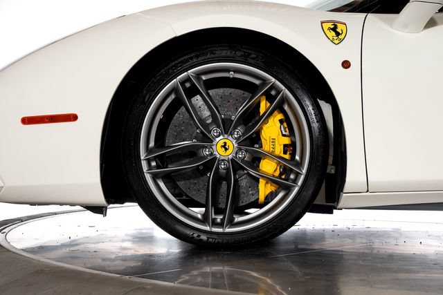 Certified 2017 Ferrari 488 Spider RWD image 15
