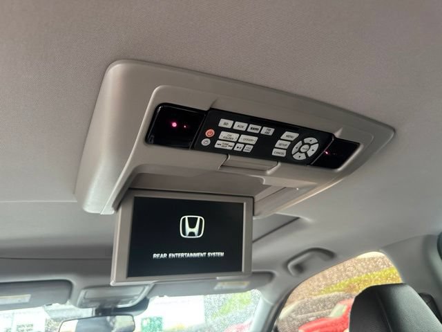 Used 2017 Honda Pilot Touring image 15