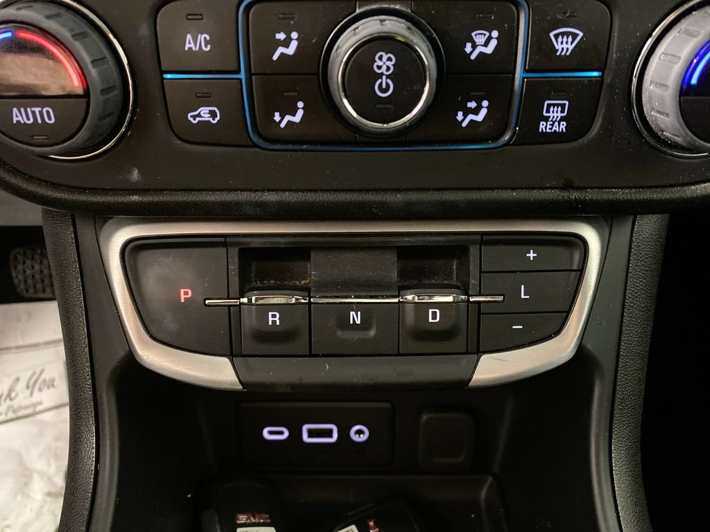 Certified 2023 GMC Terrain SLE w/ Driver Convenience Package FWD image 19