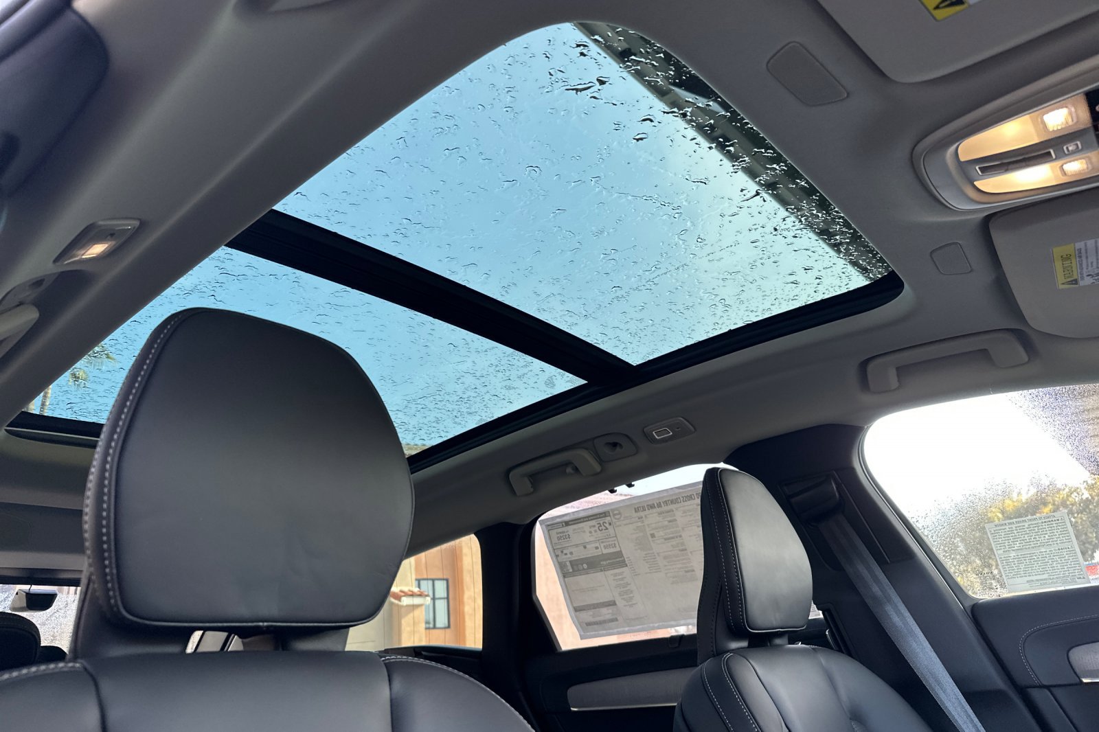 New 2025 Volvo V90 B6 Cross Country Ultra w/ Protection Package Premier image 14