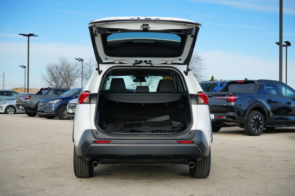 Used 2024 Toyota RAV4 LE image 11