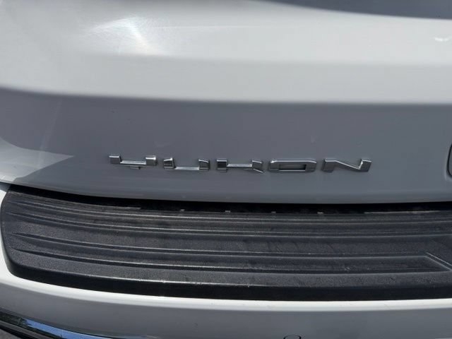 Certified 2021 GMC Yukon SLT w/ SLT Premium Package AWD/4WD image 8