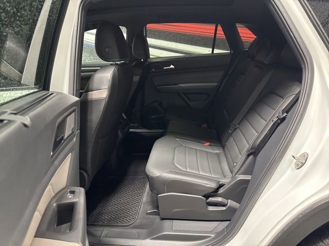 Used 2023 Volkswagen Atlas Cross Sport SEL Premium R-Line AWD/4WD image 13