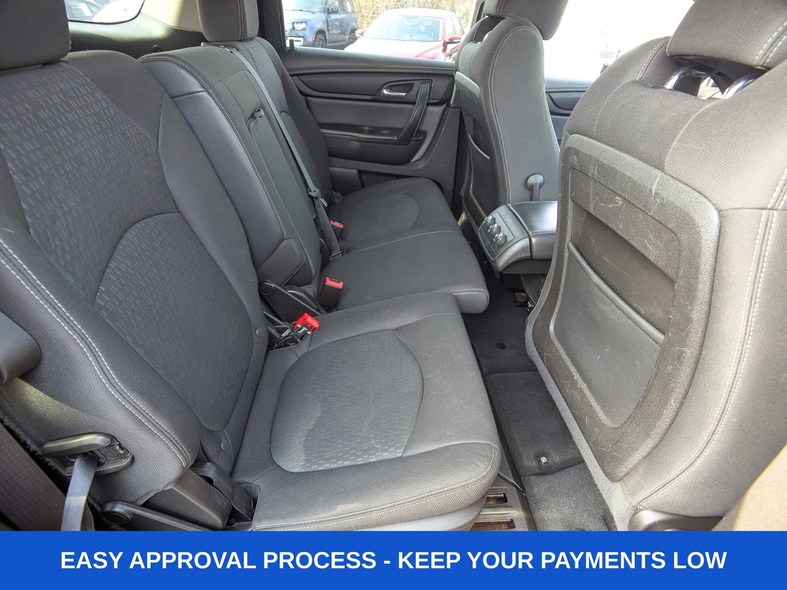 Used 2016 GMC Acadia SLE image 18