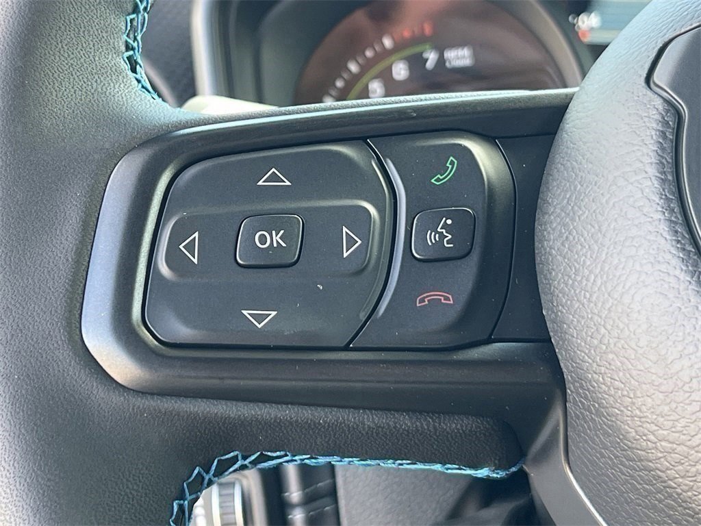 New 2025 Jeep Wrangler Unlimited Rubicon 4xe w/ Technology Group image 13