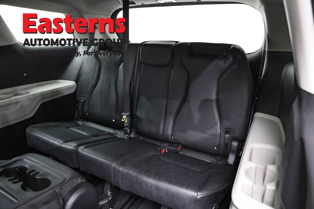 Used 2022 Kia Carnival LX image 35