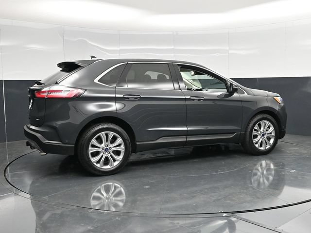 Used 2021 Ford Edge Titanium w/ Equipment Group 301A AWD/4WD image 2