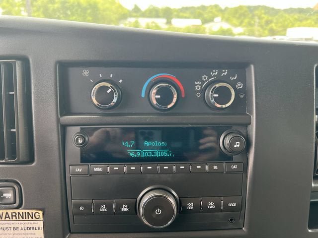 Used 2016 Chevrolet Express 3500 RWD image 13