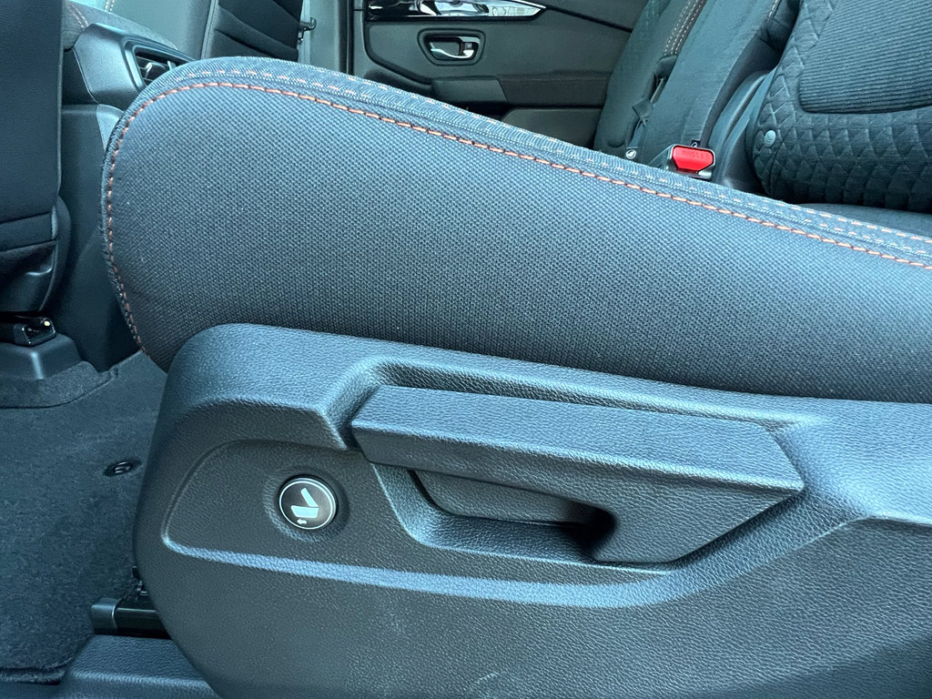 New 2025 Honda Pilot Sport image 22