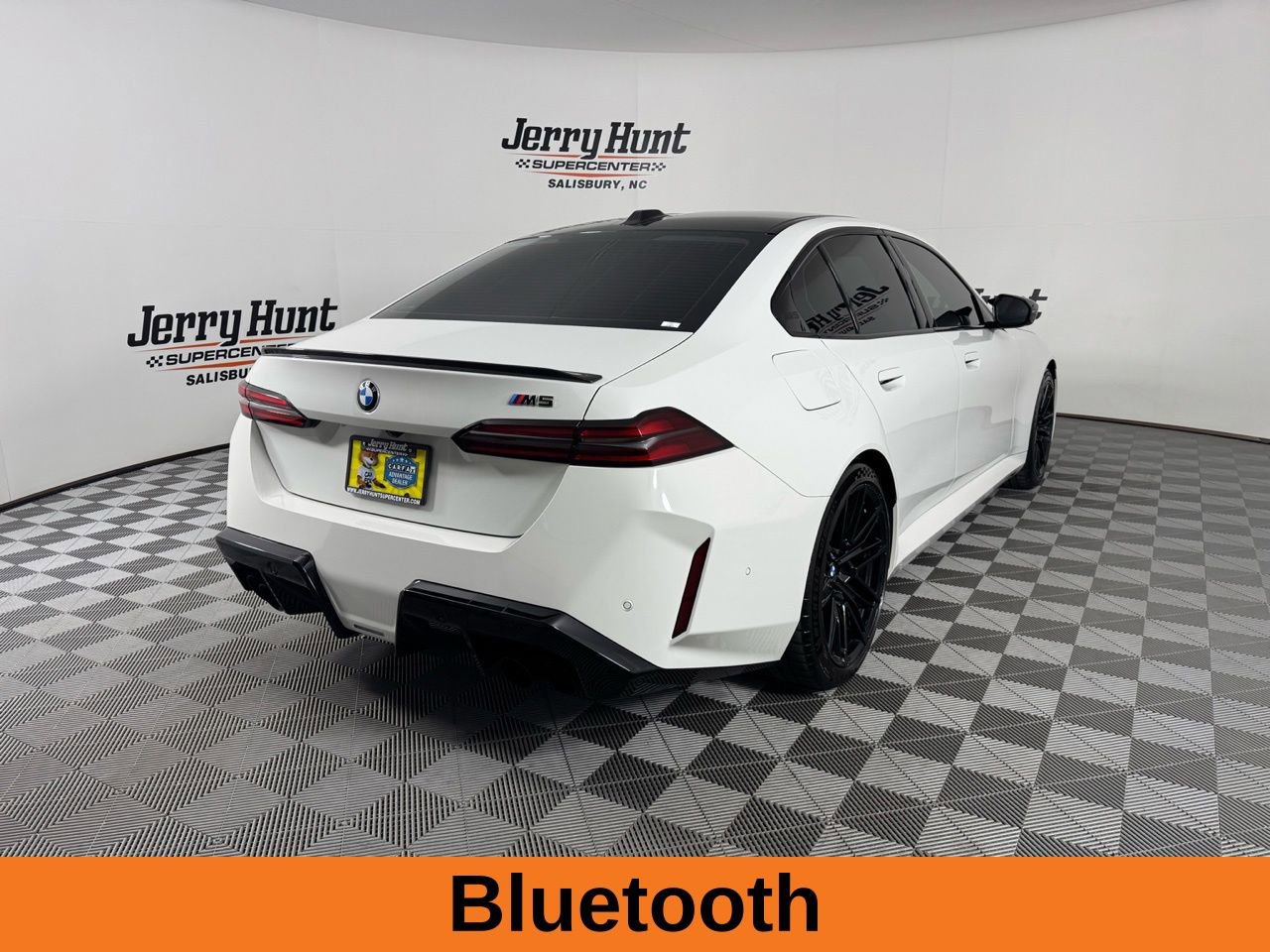 Used 2026 BMW M5 w/ Carbon Package image 7