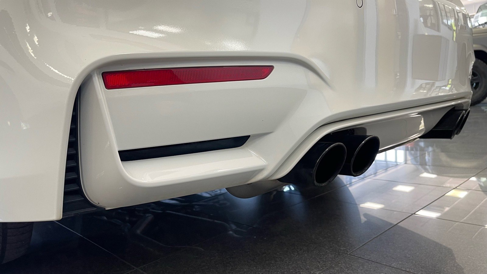 Used 2016 BMW M4 Coupe RWD image 16