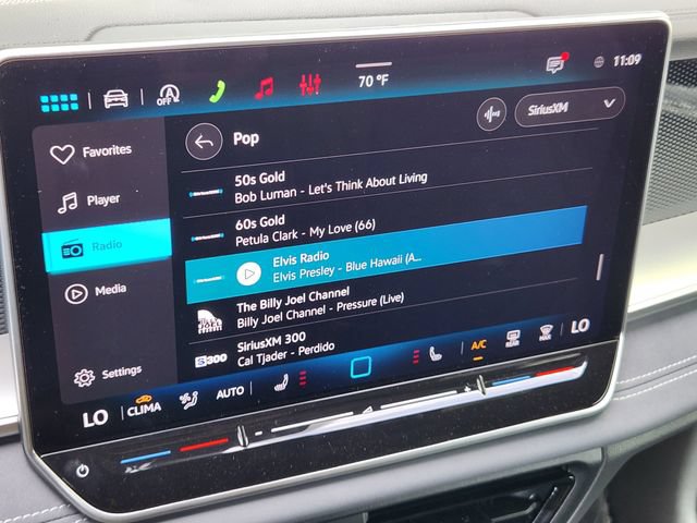 New 2026 Volkswagen Tiguan SE R-Line AWD/4WD image 15