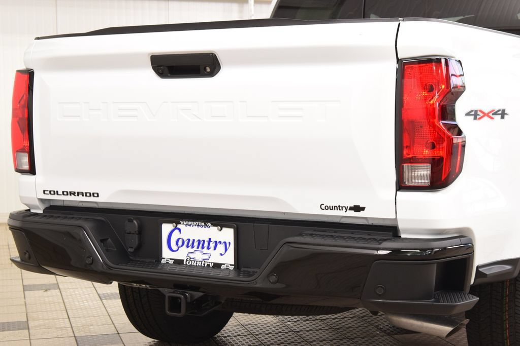 New 2026 Chevrolet Colorado W/T w/ WT Custom Package AWD/4WD image 19