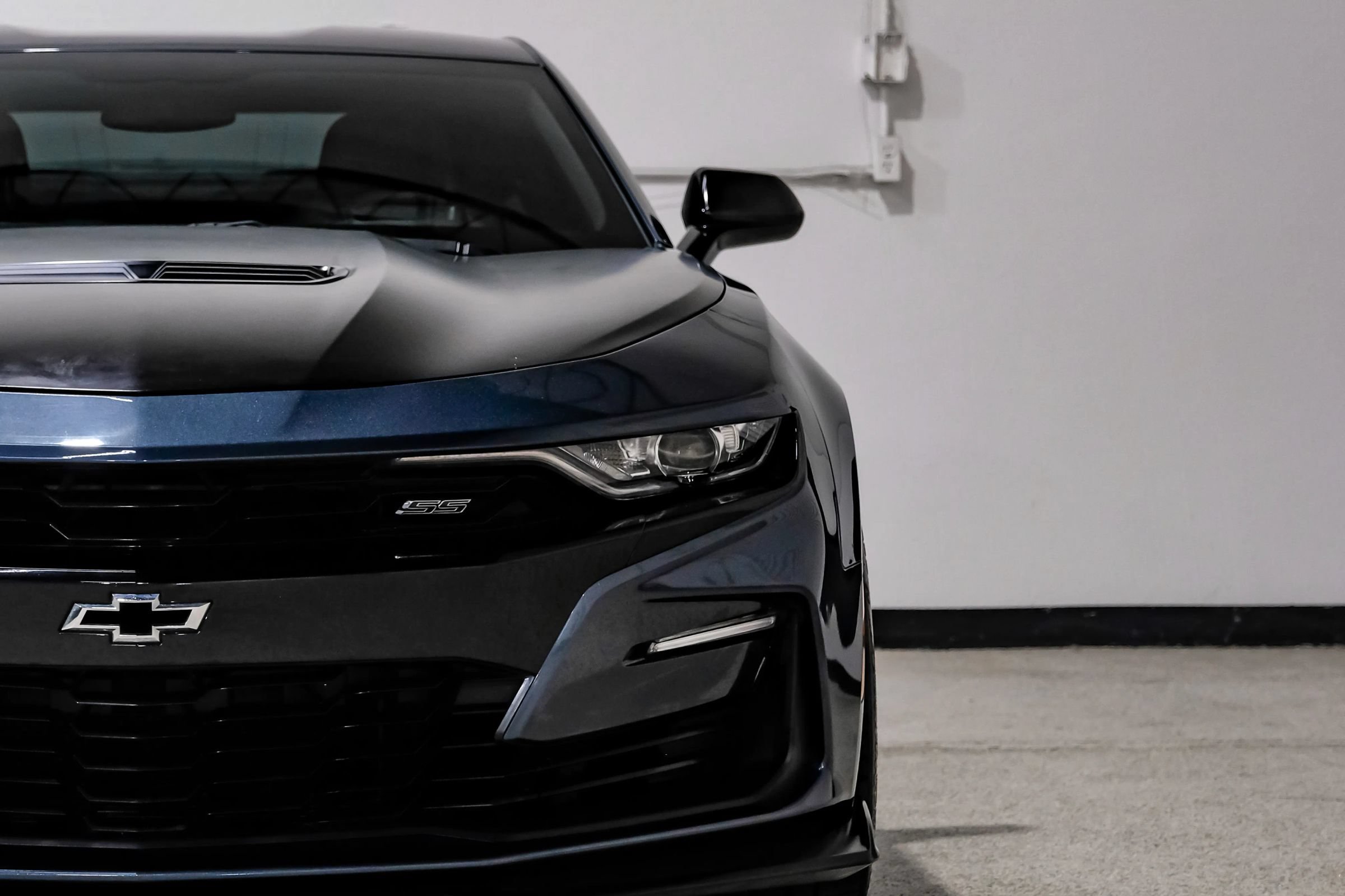 Used 2019 Chevrolet Camaro SS RWD image 49