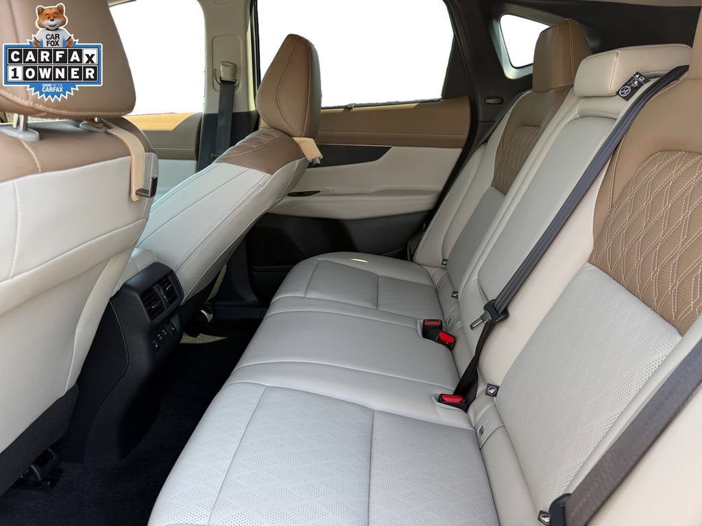 Certified 2025 Nissan Murano Platinum w/ Cargo Package AWD/4WD image 14