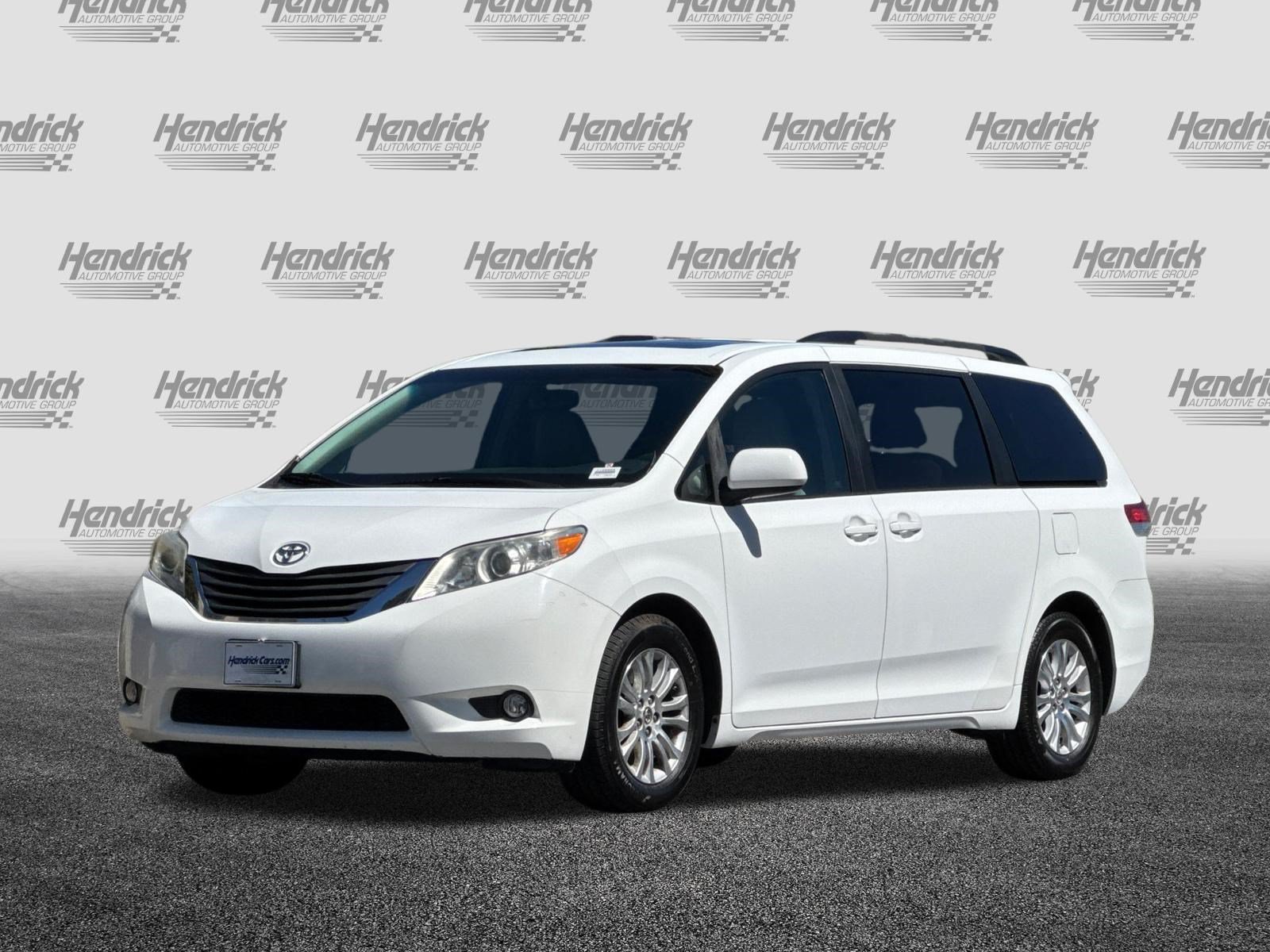 Used 2011 Toyota Sienna XLE FWD image 9