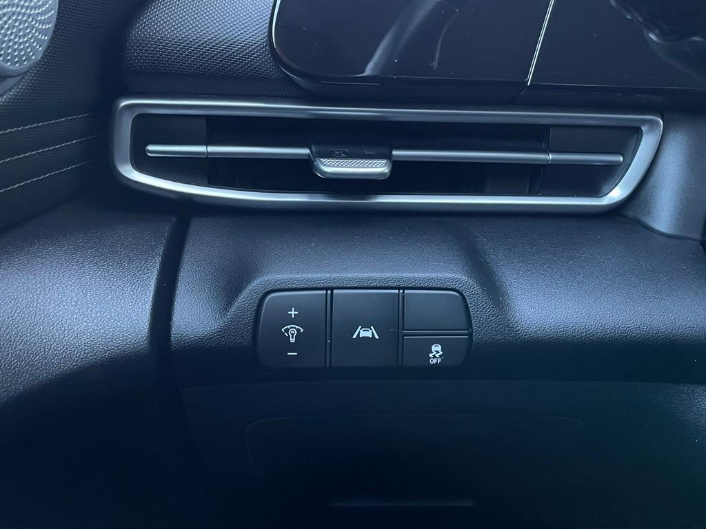 Used 2022 Hyundai Elantra SEL w/ Convenience Package image 13