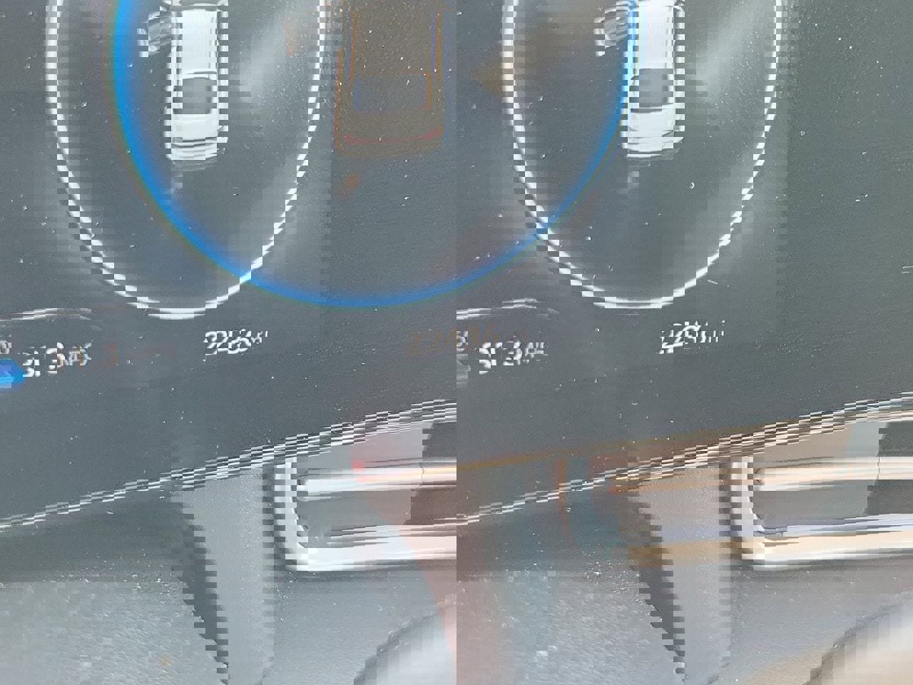 Used 2025 Hyundai Elantra SEL FWD image 21