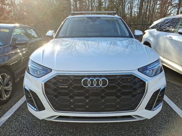 Certified 2023 Audi Q5 2.0T Premium Plus w/ Premium Plus Package image 2