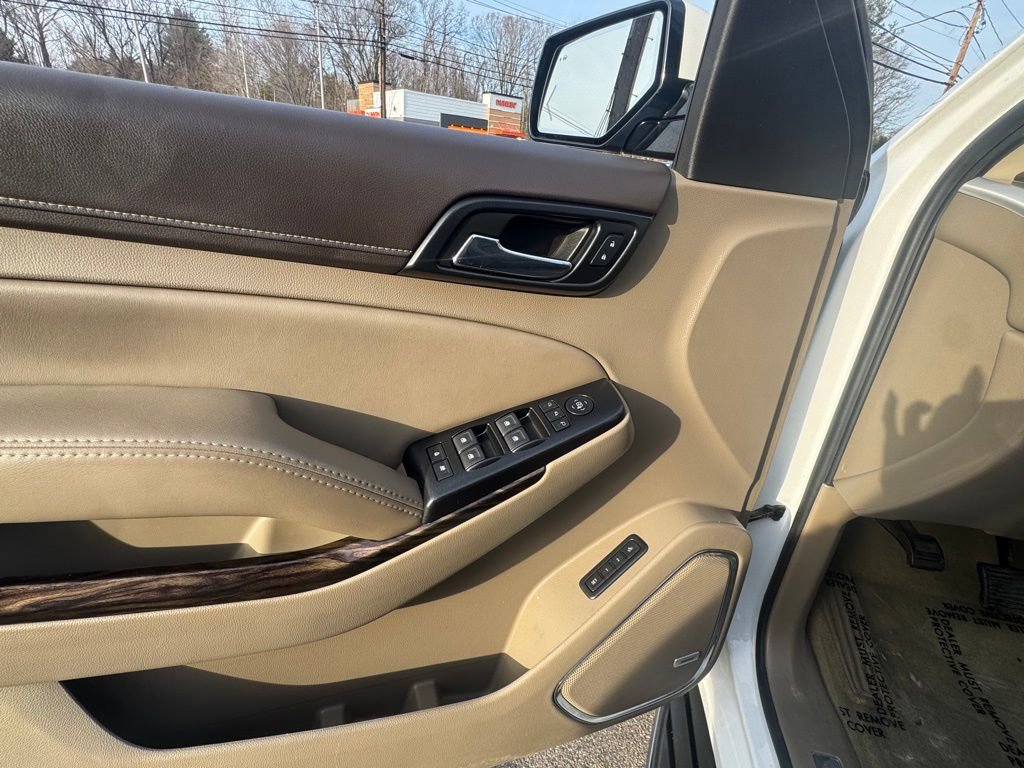 Used 2016 GMC Yukon SLT w/ Premium Edition image 35