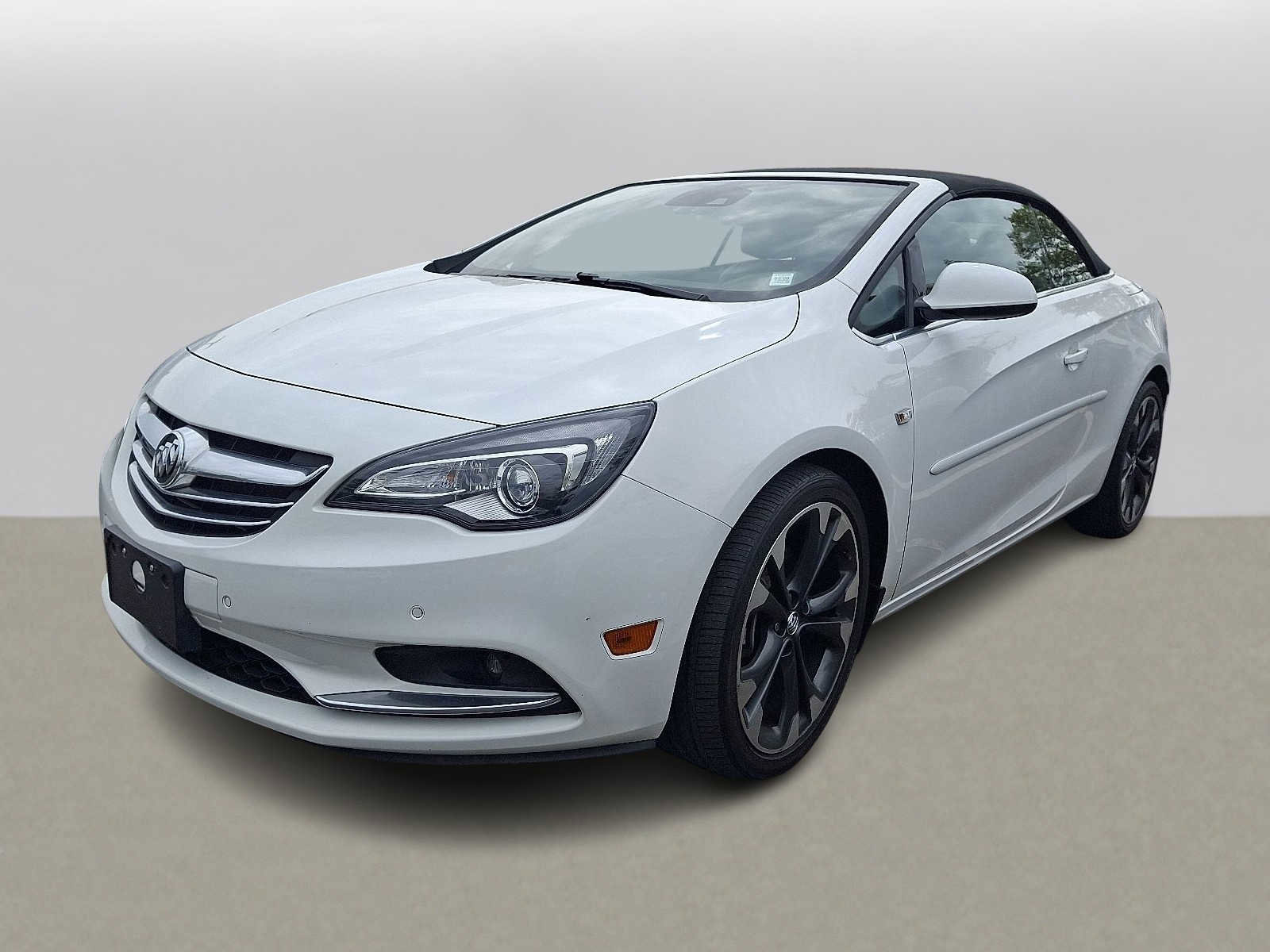 Used 2018 Buick Cascada Premium FWD image 1