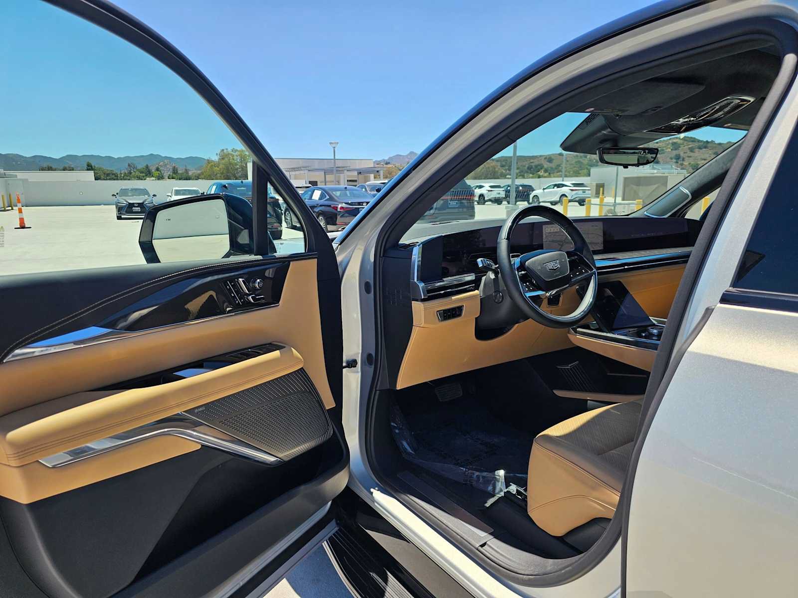 Used 2025 Cadillac Escalade IQ Sport 2 AWD/4WD image 23