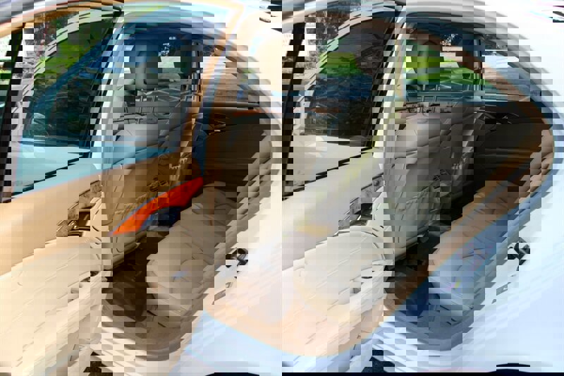 Used 2007 Mercedes-Benz E 350 Sedan image 15