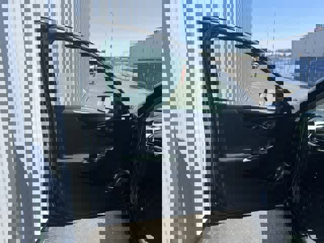 Used 2023 Chevrolet Malibu LT image 12