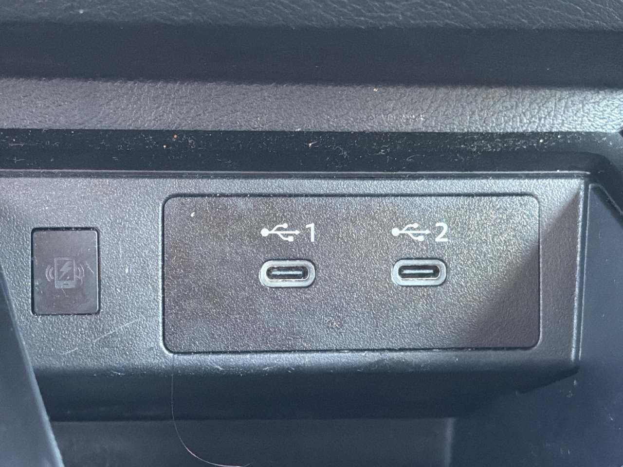 Certified 2025 Nissan Kicks SV FWD image 7