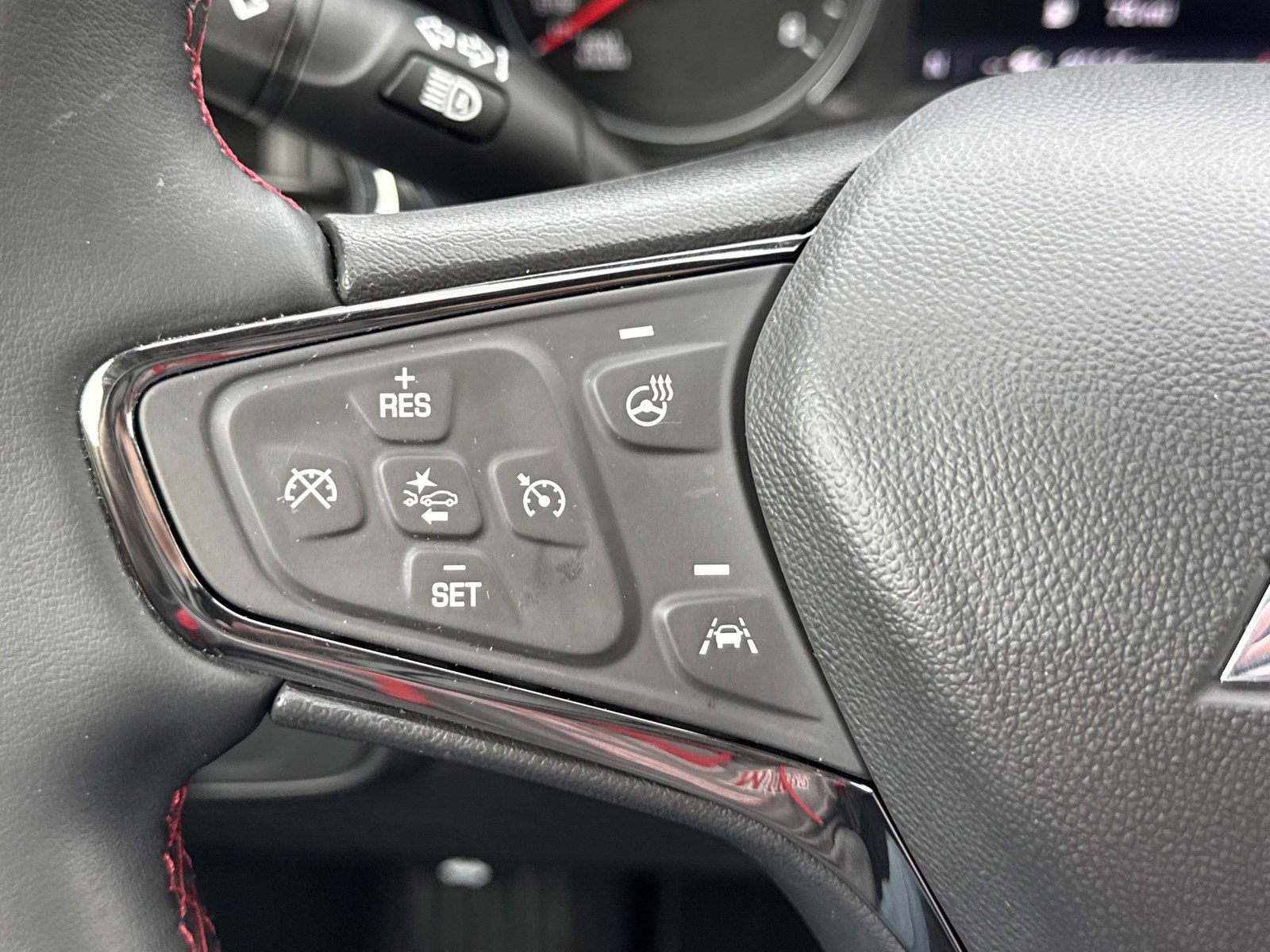 Used 2024 Chevrolet Equinox RS image 21