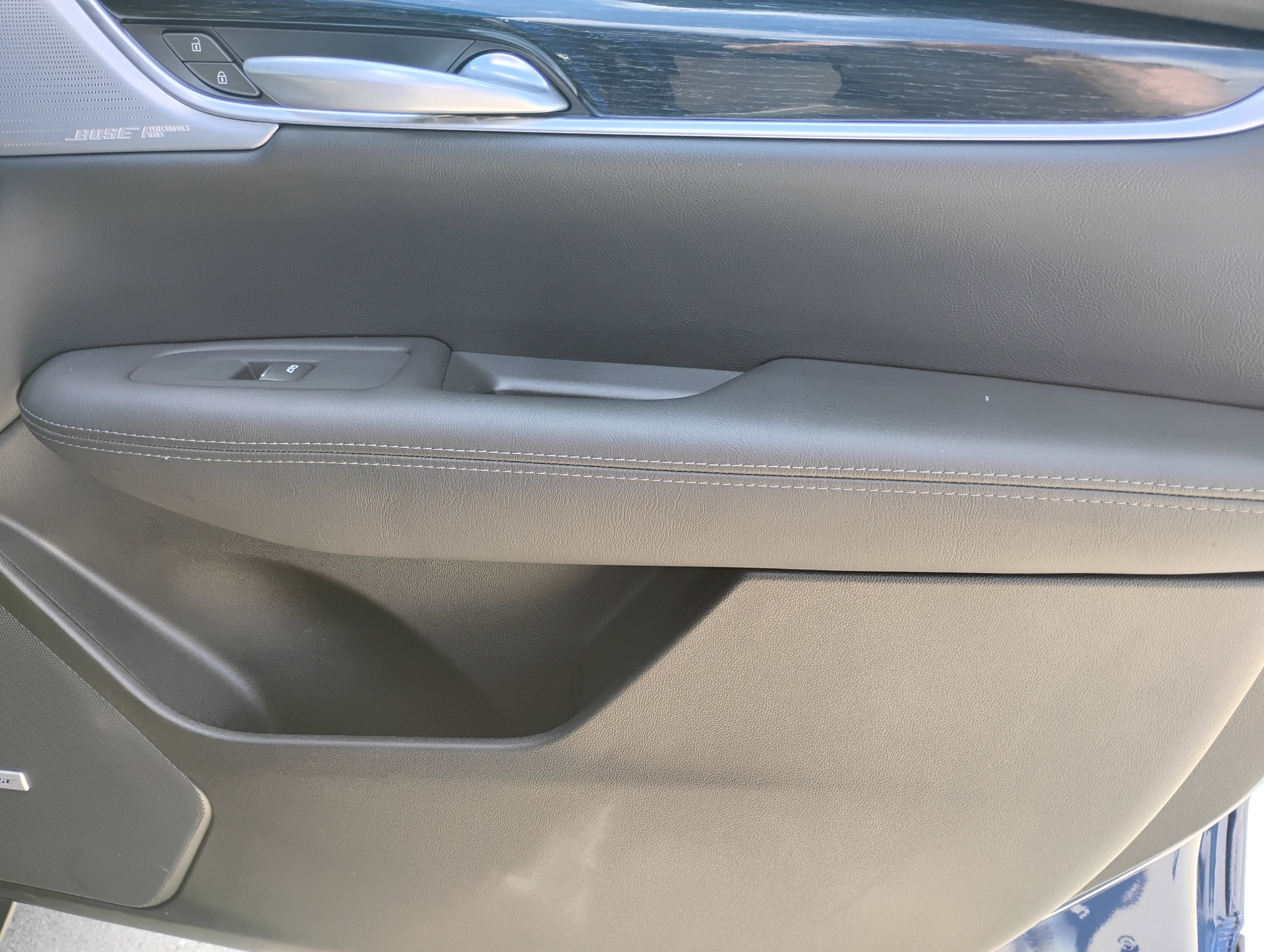 Used 2025 Cadillac XT5 Premium Luxury image 31