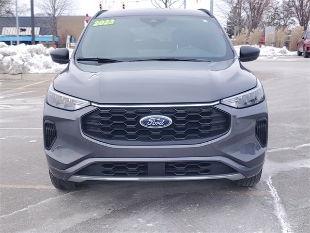 Used 2023 Ford Escape ST-Line w/ Tech Pack #1 image 2