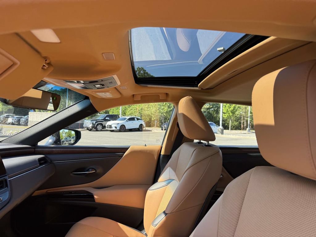 Used 2022 Lexus ES 350 w/ Premium Package FWD image 20