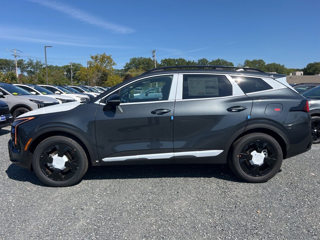 New 2026 Kia Sportage AWD Hybrid image 2