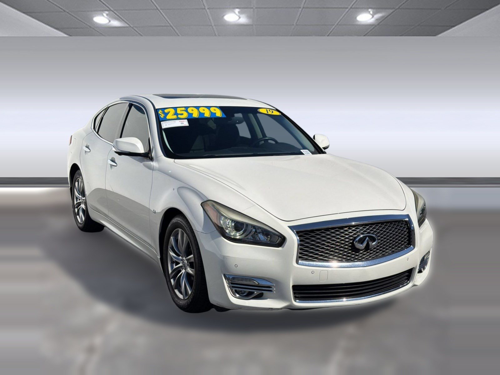 Used 2019 INFINITI Q70 Luxe RWD image 6