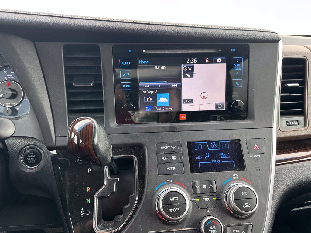 Used 2015 Toyota Sienna Limited Premium AWD/4WD image 39